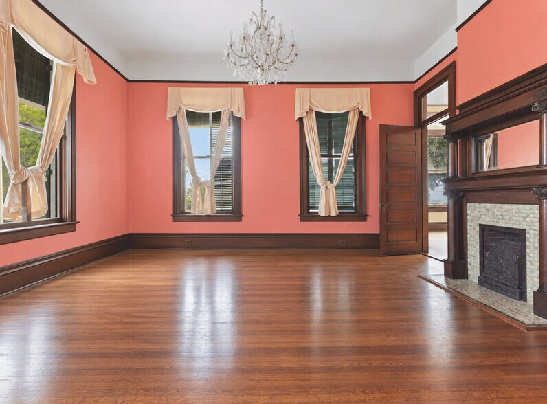 More Photos Of 770 Jackson St, Biloxi Lodge Meeting Hall For Sale