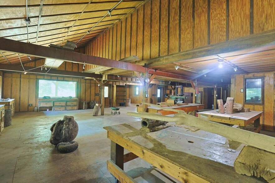 More Photos Of 503 Fallen Timber Rd, Smithfield Lodge Meeting Hall For Sale