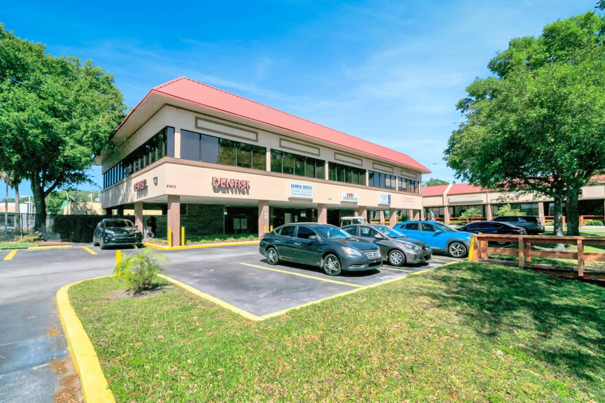 More Photos Of 6801-6925 W Colonial Dr, Orlando Unknown For Lease