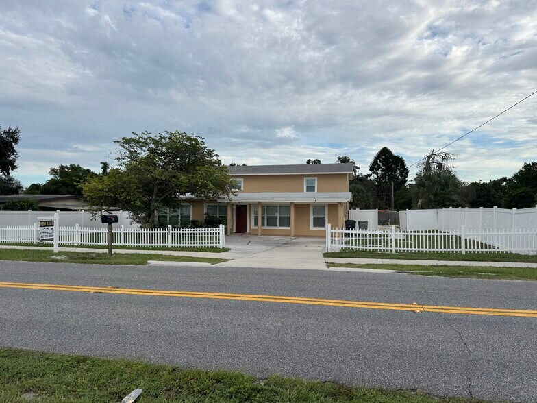 More Photos Of 8 E Summit St, Apopka Specialty For Sale