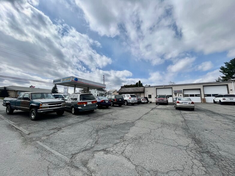 More Photos Of 2164 Community Dr, Bath Auto Repair For Sale