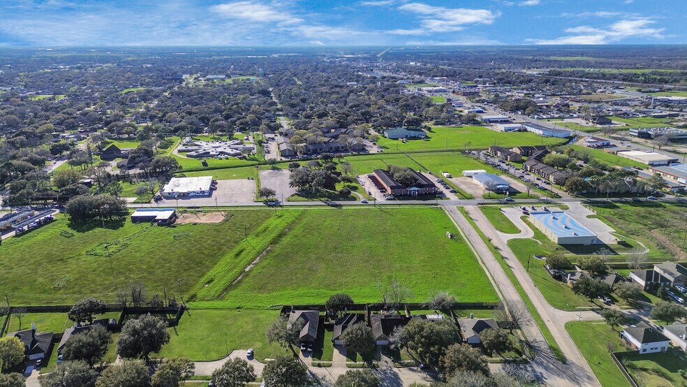 More Photos Of 0 Reading Rd, Rosenberg Land For Sale