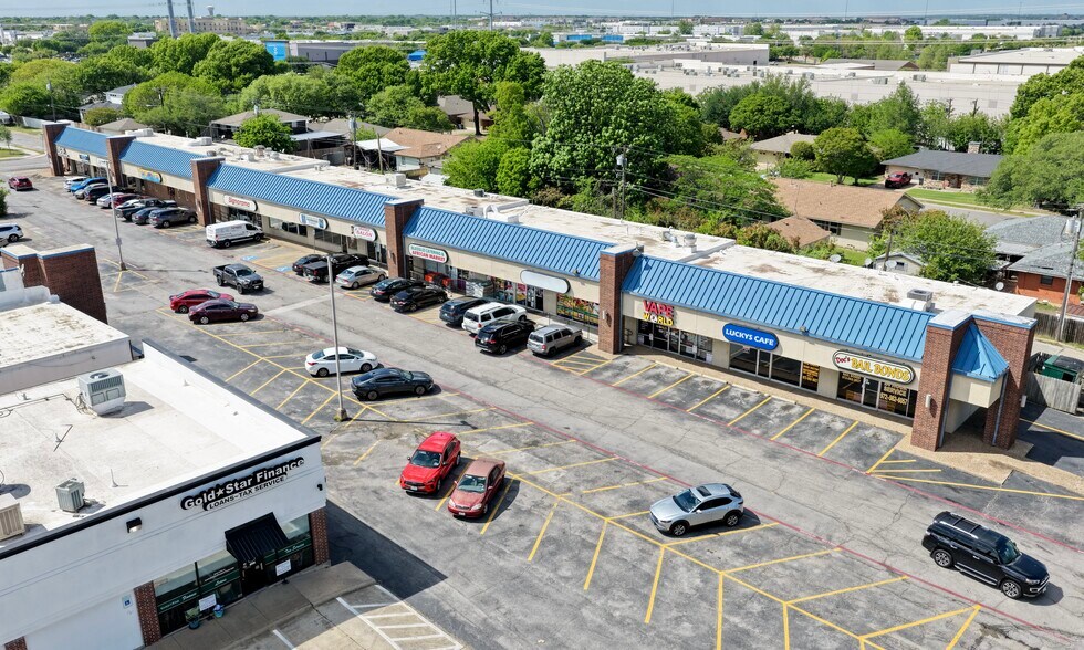 More Photos Of 1500-1502 W University Dr, McKinney Unknown For Lease