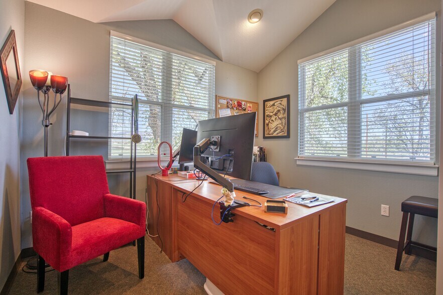 More Photos Of 7101 LaVista, Niwot Medical For Sale