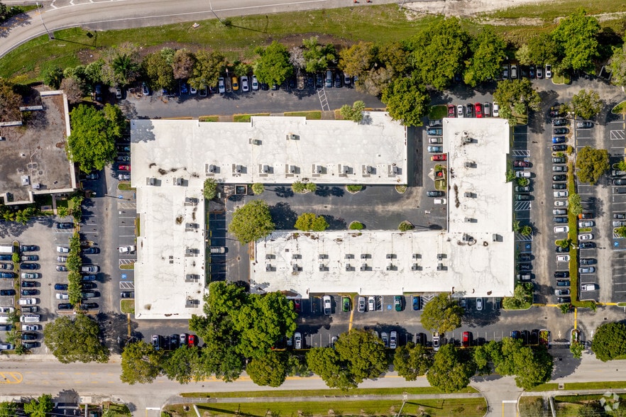 More Photos Of 3115 NW 10th Ter, Oakland Park Unknown For Lease