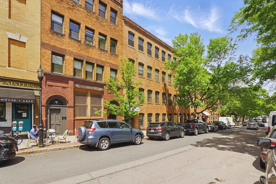 More Photos Of 9-21 Station St, Brookline Loft Creative Space For Lease