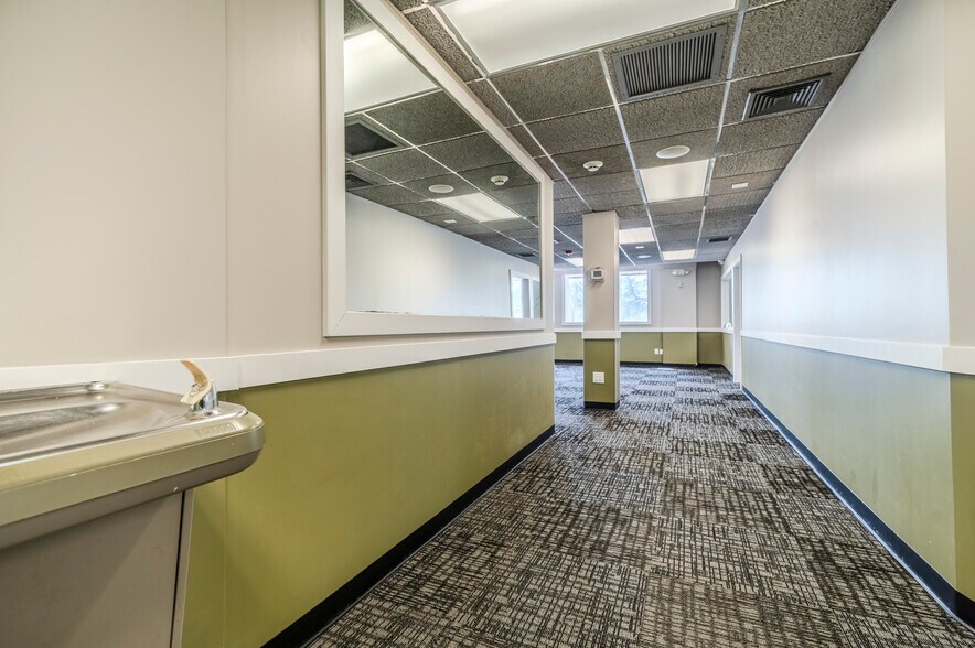 More Photos Of 1575 Hillside Ave, New Hyde Park Medical For Sale