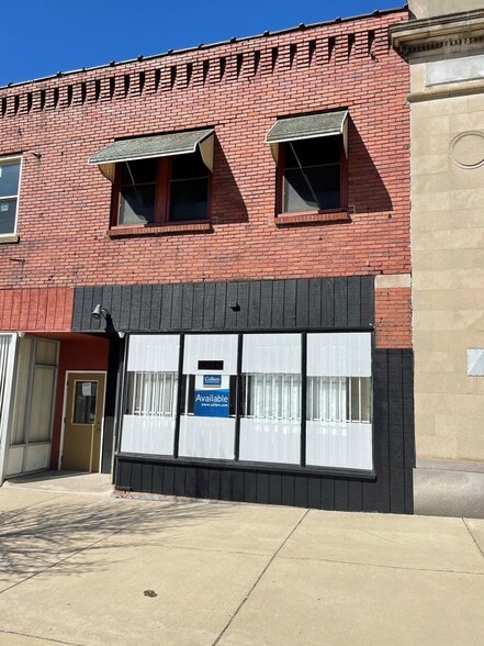 More Photos Of 1202 S Washington Ave, Lansing Storefront Retail Residential For Lease