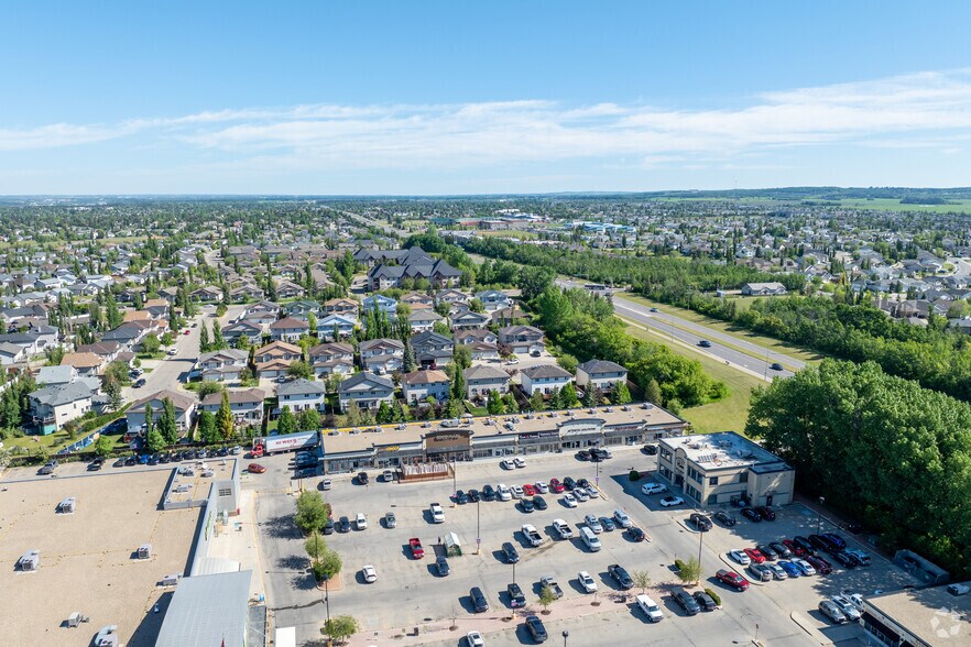 More Photos Of 3020 22 St, Red Deer Storefront For Lease