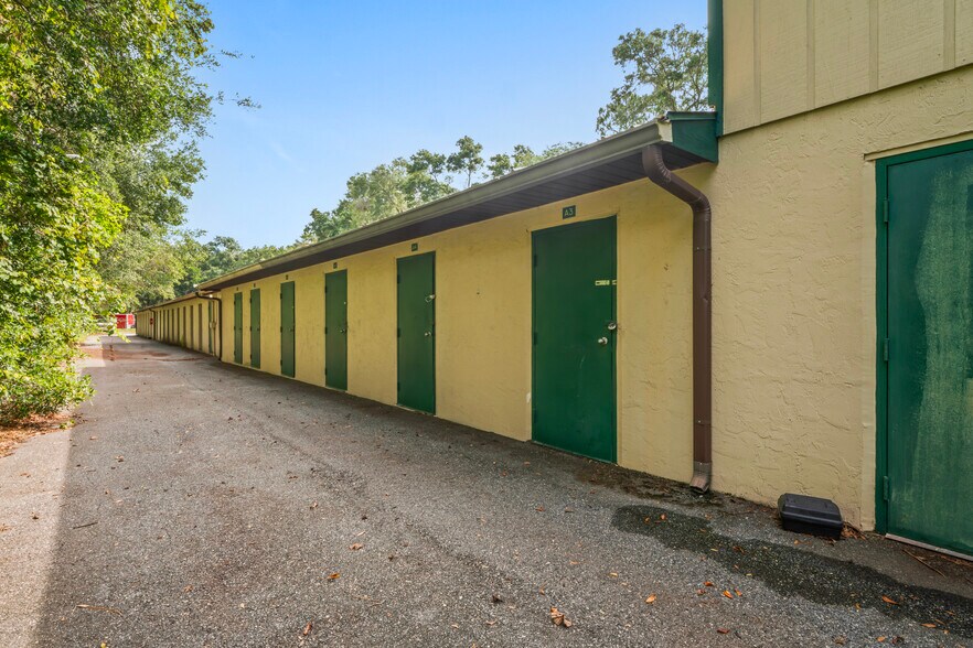 More Photos Of 16331 Cortez Blvd, Brooksville Self Storage For Sale