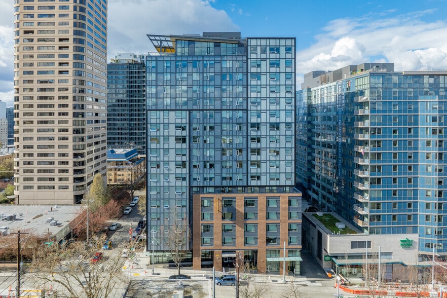 More Photos Of 1400 Madison St, Seattle Apartments For Lease