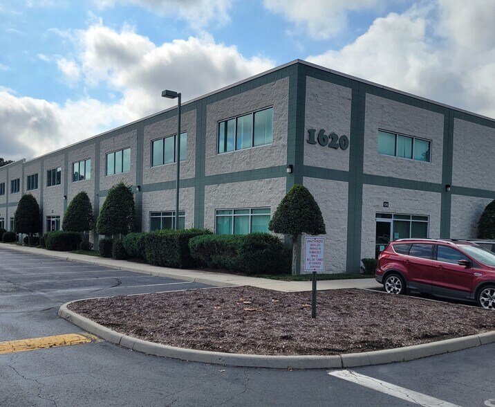 More Photos Of 1620 Centerville Tpke, Virginia Beach Light Manufacturing For Lease