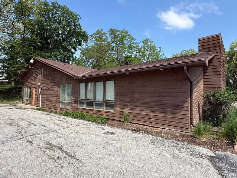 More Photos Of 1801 Fuller Rd, West Des Moines Flex For Sale
