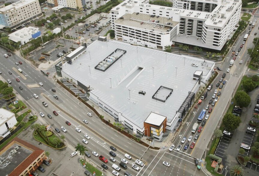 More Photos Of 7903 NW 36th St, Doral General Retail For Lease