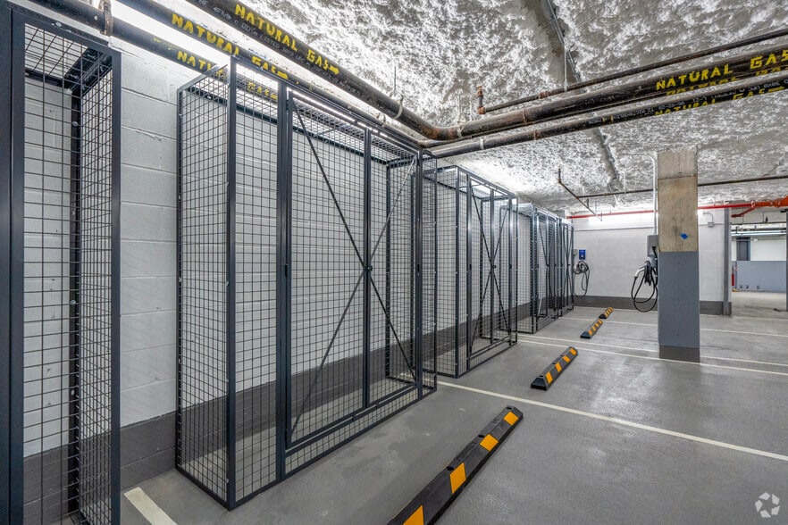 More Photos Of 710 Metropolitan Ave, Brooklyn Apartments For Sale