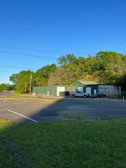 More Photos Of 404-406 Gulpha St, Hot Springs National Park Warehouse For Sale