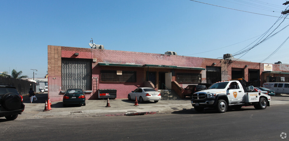 Primary Photo Of 2121-2125 Bay St, Los Angeles Warehouse For Lease