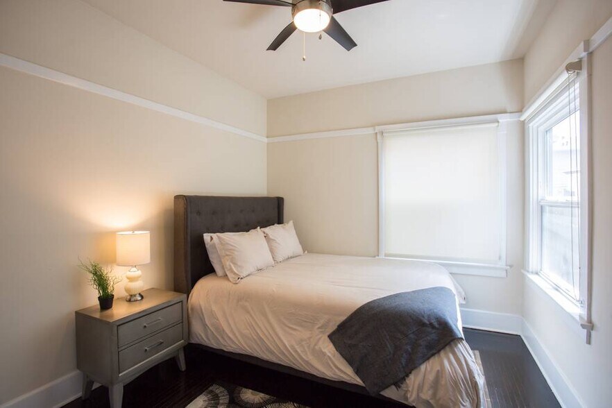 More Photos Of 233-239 Hawthorn St, San Diego Apartments For Sale