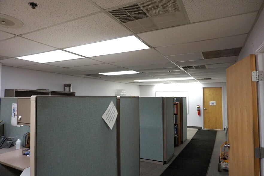 More Photos Of 25 E Union Ave, North Salt Lake Warehouse For Sale