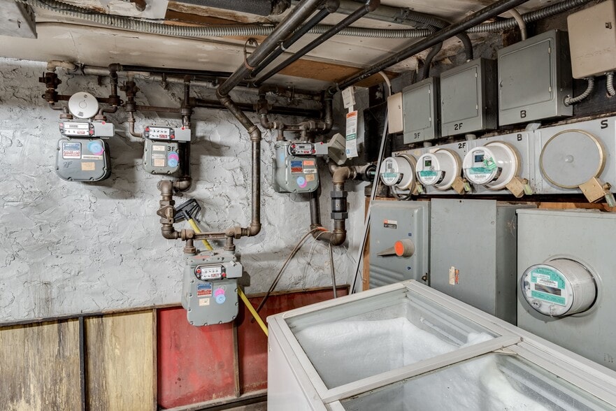 More Photos Of 3017 30th Ave, Astoria Apartments For Sale