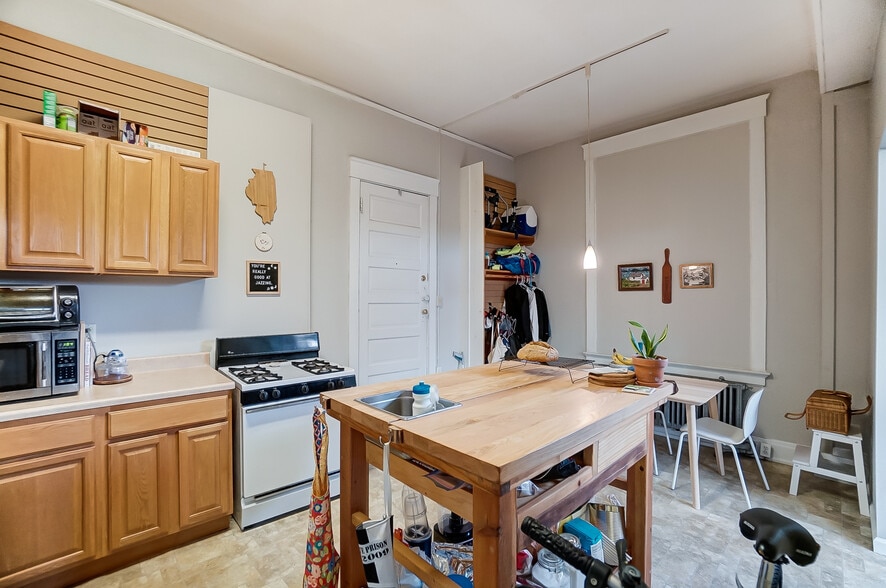 More Photos Of 1801 Chase Ave, Cincinnati Apartments For Sale