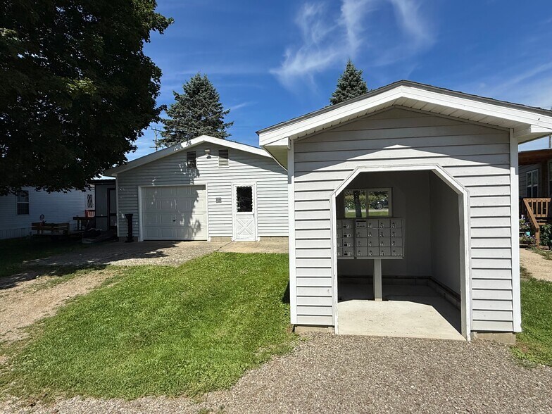 More Photos Of 6547 County Road 20, Friendship Manufactured Housing Mobile Home Park For Sale