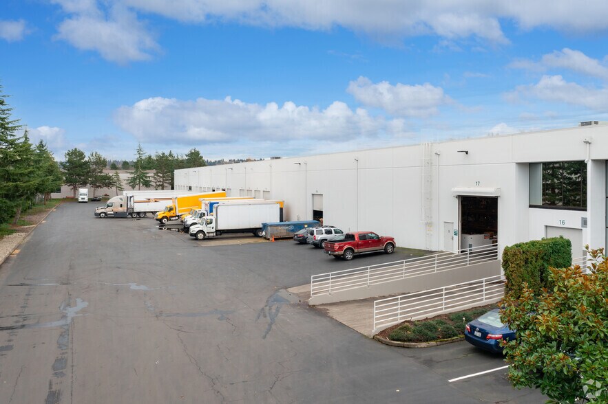 More Photos Of 22135-22145 68th Ave S, Kent Unknown For Lease