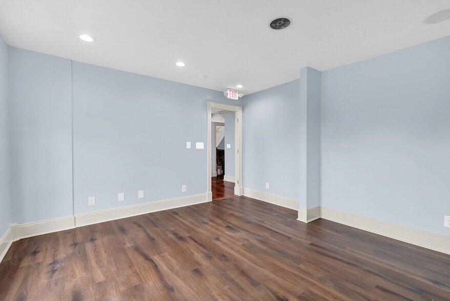 More Photos Of 9300 Highway 17 Byp, Murrells Inlet Office For Sale