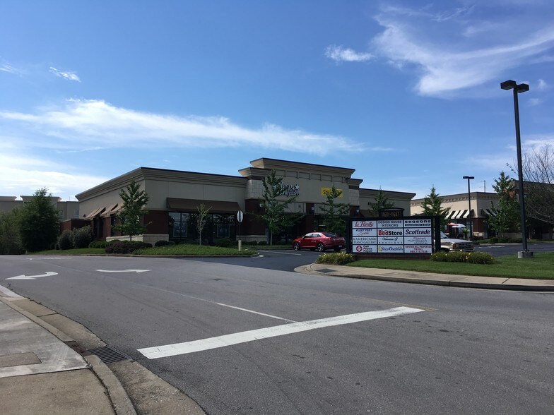 More Photos Of 11651-11657 Parkside Dr, Knoxville Freestanding For Lease