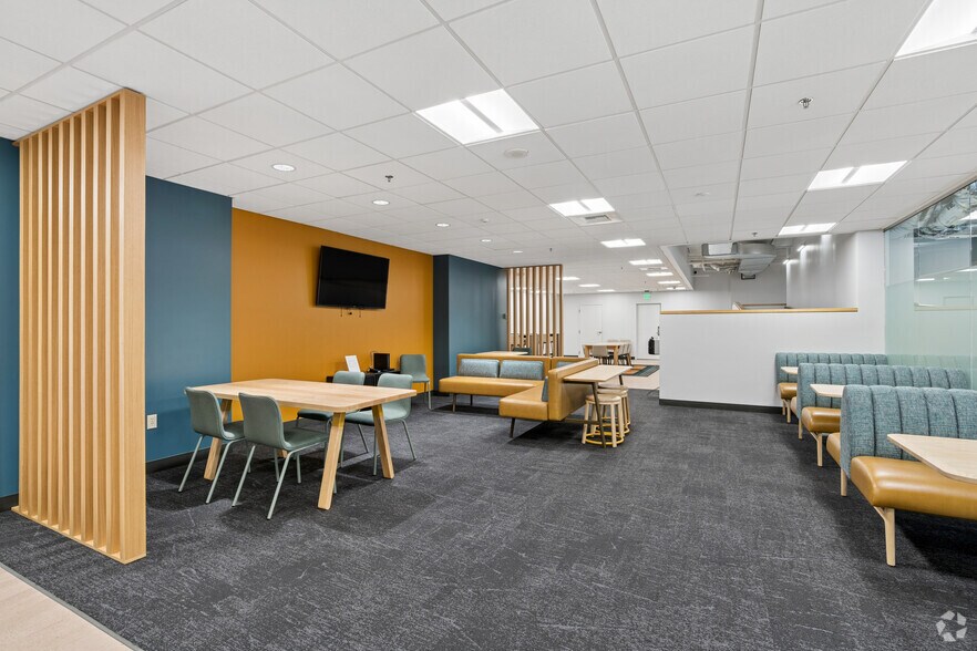 More Photos Of 2815 2nd Ave, Seattle Office For Sale