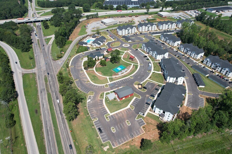 More Photos Of 521 Cedar Tree rd, Wellford General Retail For Lease