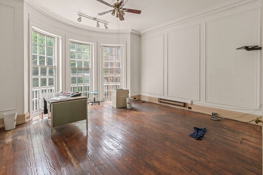 More Photos Of 2007-2011 Walnut St, Philadelphia Apartments For Sale