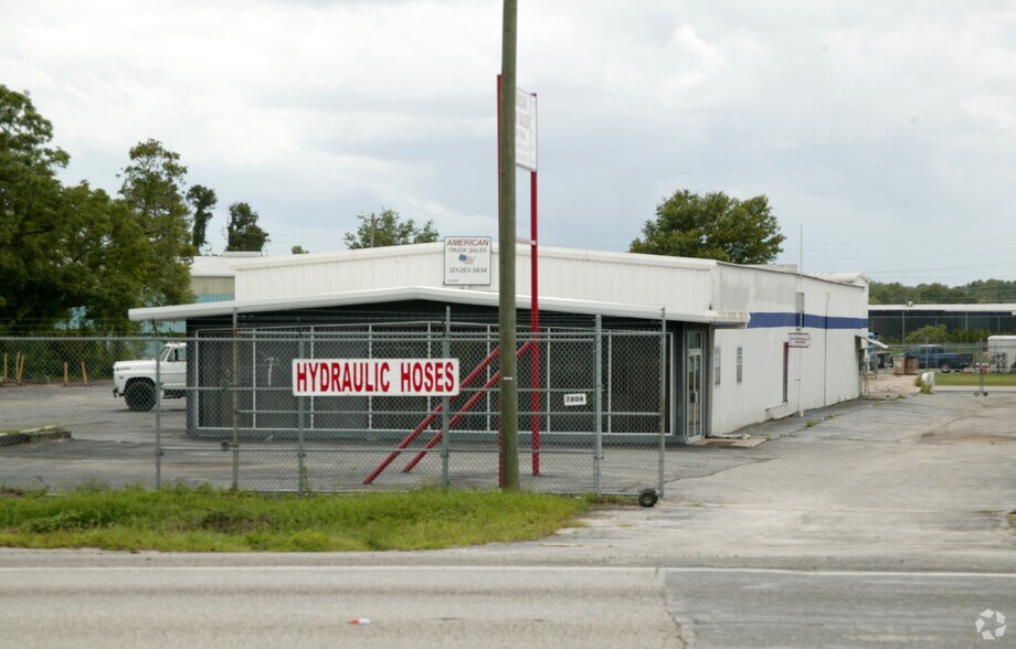More Photos Of 7806 N Orange Blossom Trl, Orlando Contractor Storage Yard For Lease