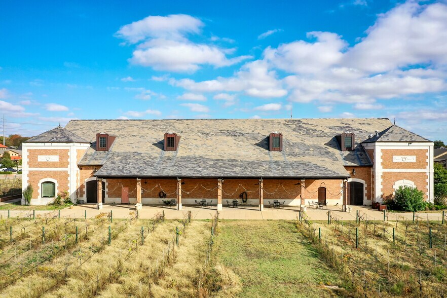 More Photos Of 2000 Champagne Blvd, Grapevine Specialty For Sale