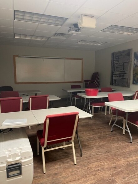 More Photos Of 505 Aero Dr, Shreveport Manufacturing For Sale