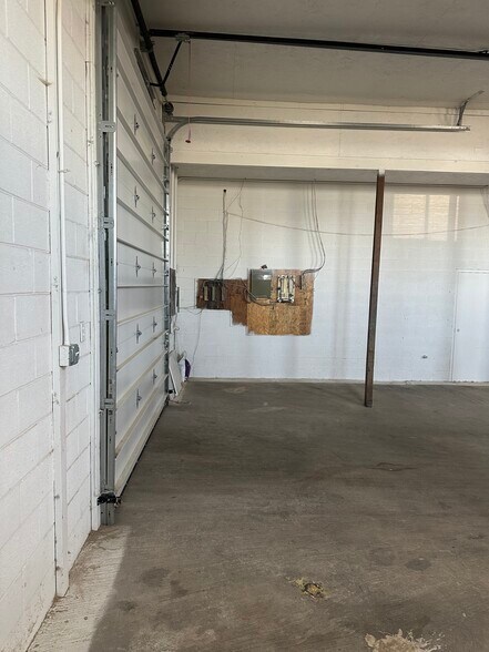 More Photos Of 215 W Yakima, Jerome Warehouse For Lease