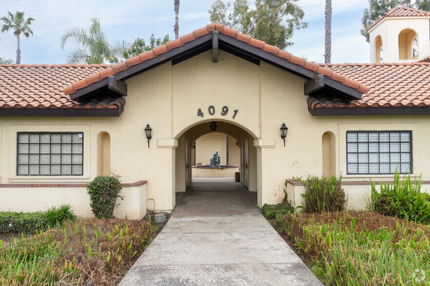 More Photos Of 4091 Riverside, Chino Medical For Lease