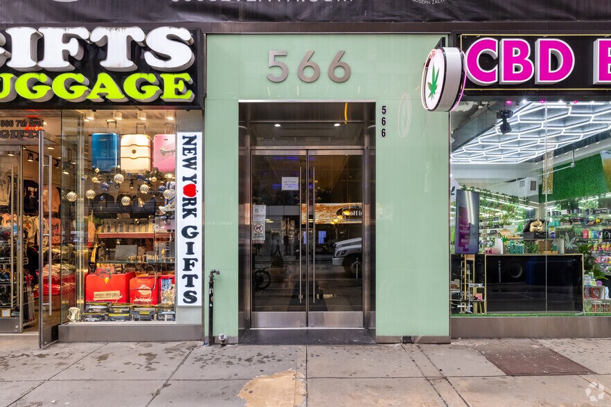 More Photos Of 566 7th Ave, New York Office For Lease