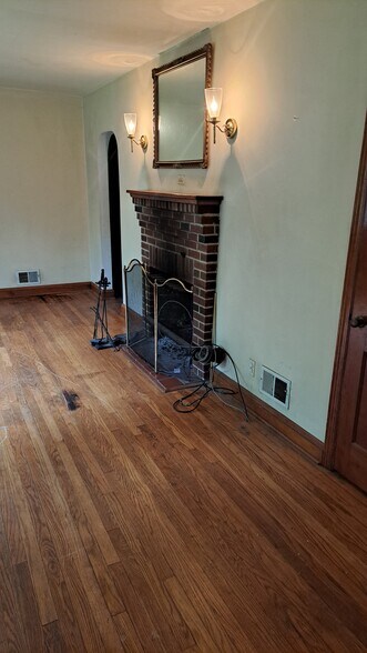 More Photos Of 4401 E Joppa Rd, Perry Hall Storefront For Sale