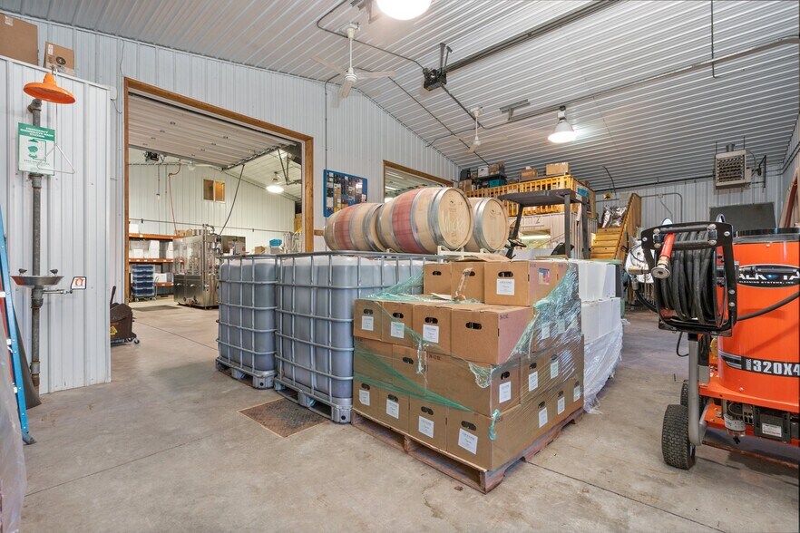 More Photos Of 10343 E Hilltop Rd, Suttons Bay Winery Vineyard For Sale