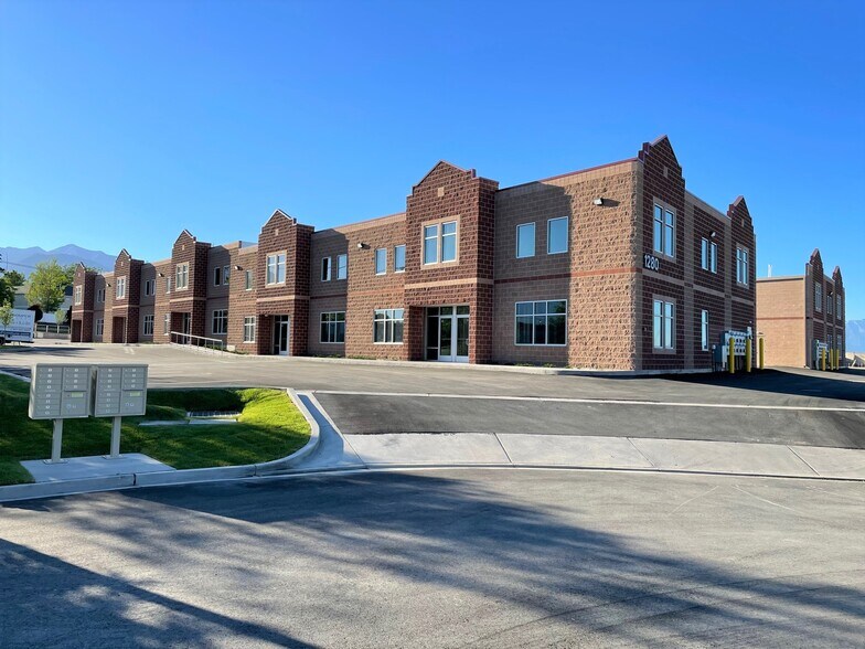 Primary Photo Of 1280 S 1380 W, Orem Flex For Sale