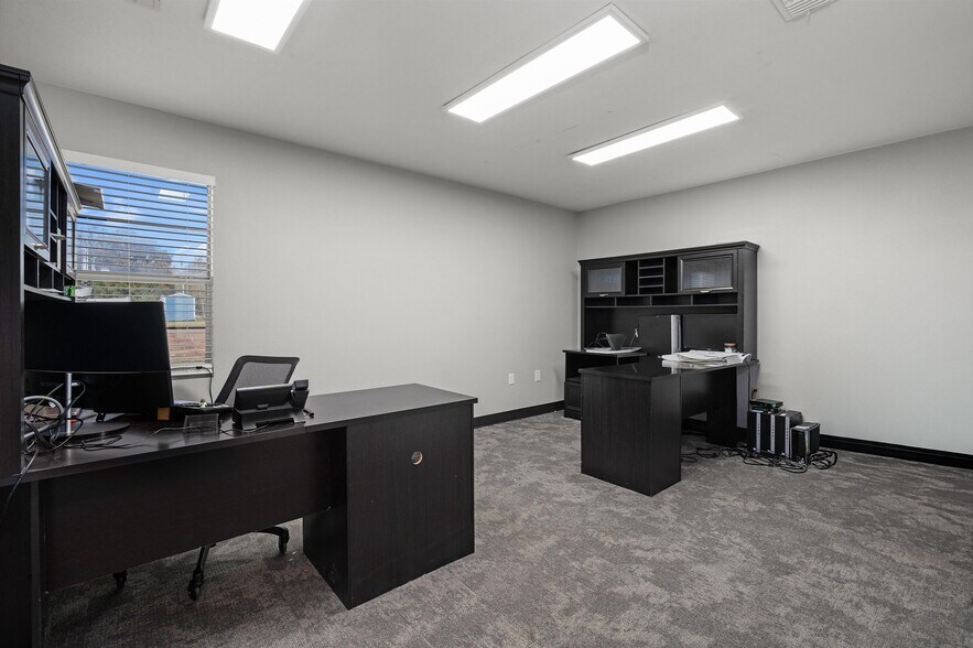 More Photos Of 908 Spruce St, Texarkana Medical For Sale