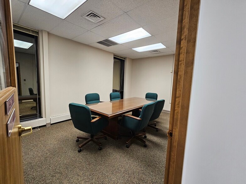 More Photos Of 1258 S Washington Ave, Saginaw Office For Sale