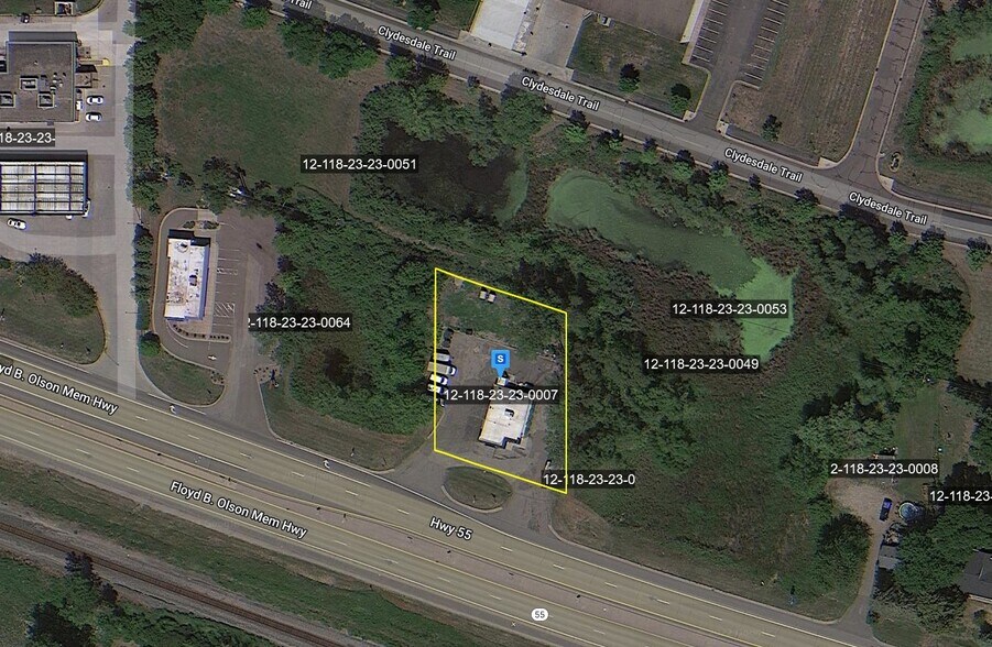 More Photos Of 712-714 Highway 55, Medina Freestanding For Sale