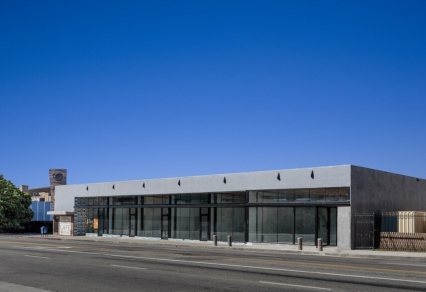 More Photos Of 3511-3523 S Centinela Ave, Los Angeles Storefront For Lease