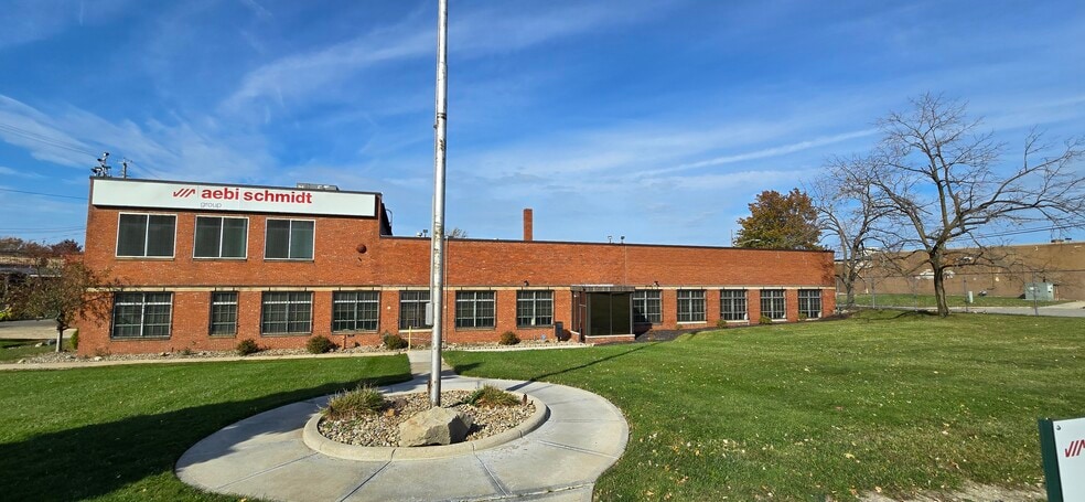 More Photos Of 18513 Euclid Ave, Cleveland Industrial For Sale
