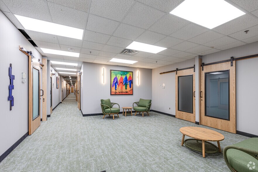 More Photos Of 540 Fairview Ave, Saint Paul Unknown For Lease