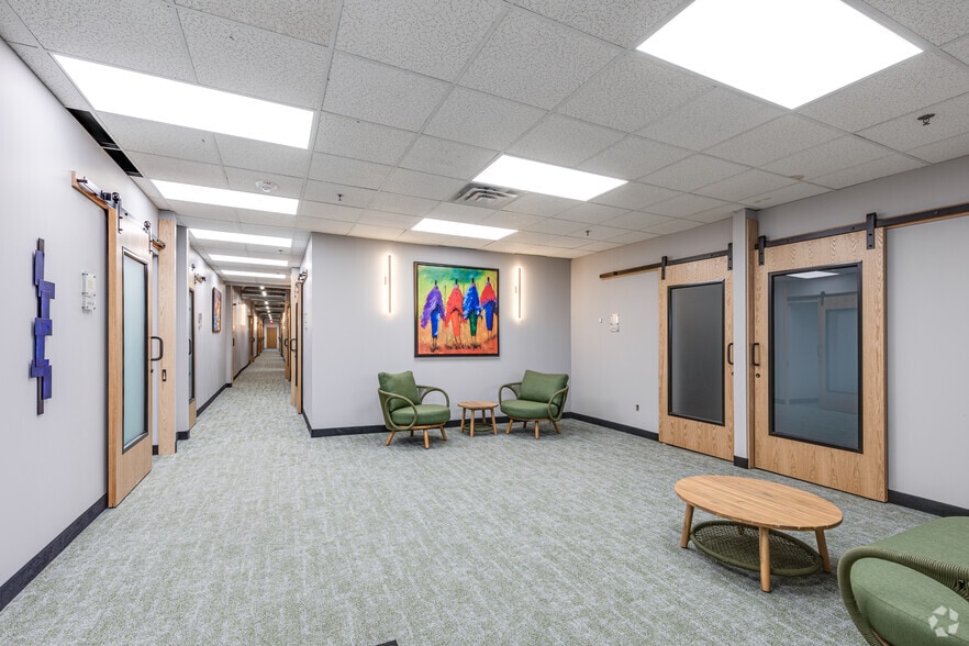 More Photos Of 540 Fairview Ave, Saint Paul Unknown For Lease