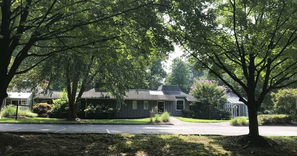 More Photos Of 1300 Ritchie Hwy, Arnold Office For Sale