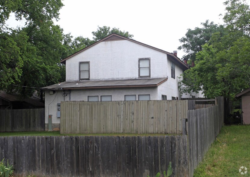 201 W Mockingbird Ln  